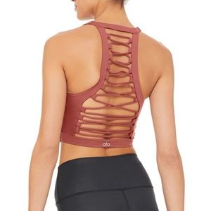 Alo Yoga Movement Bra in Rosewood Size S